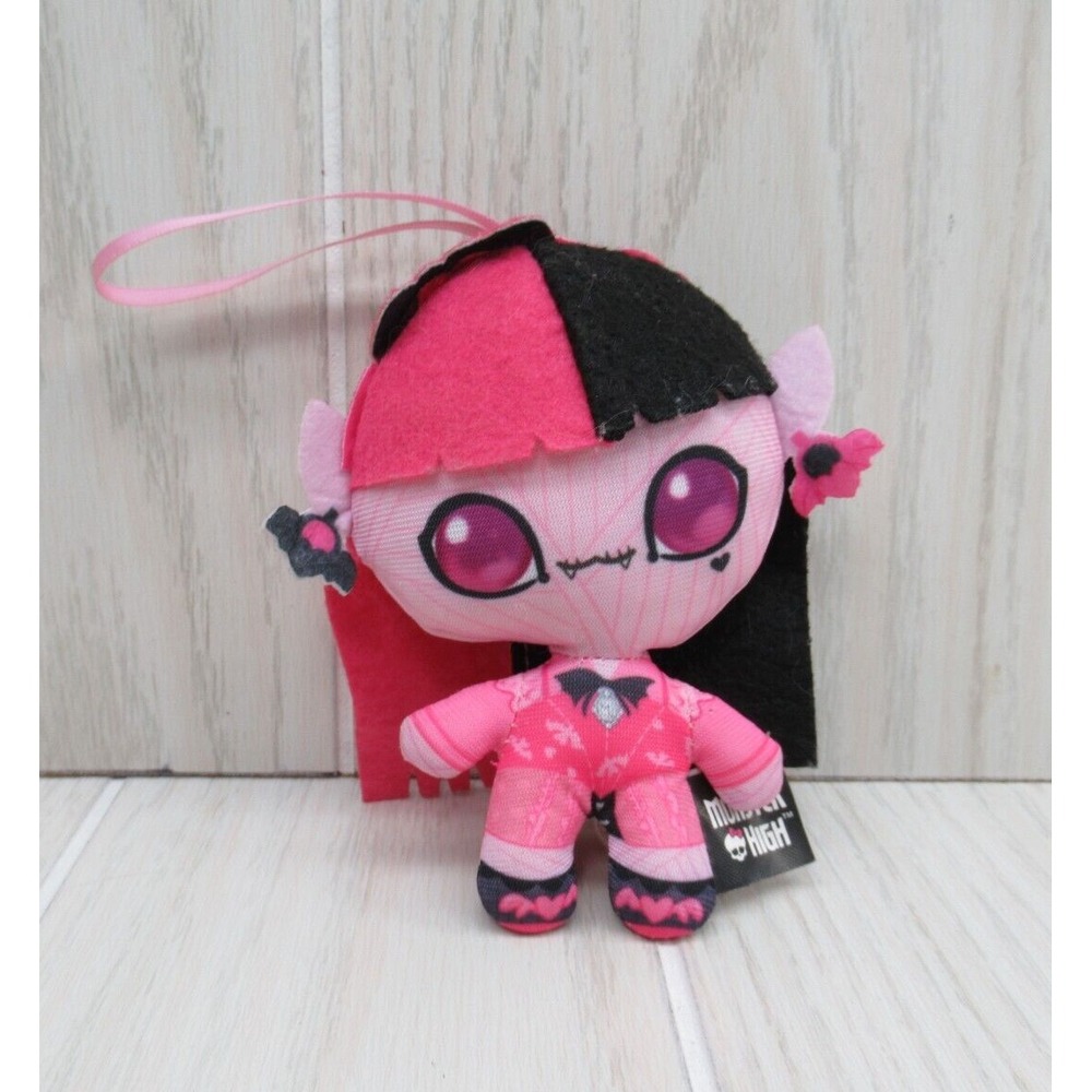 Monster High Plush mini Draculaura doll with hanging ribbon loop pink black